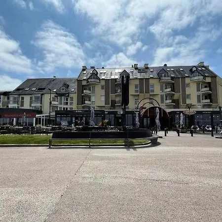 Apartment Trestraou 2p With A Small Sea View Perros-Guirec